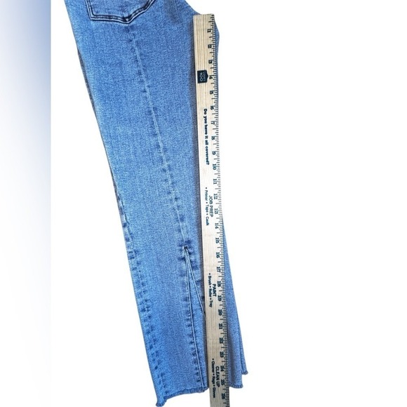 Good American Sky Blue Denim Jeans Size 8 - Picture 7 of 10